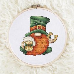 Gnome Cross stitch pattern PDF, St Patricks Gnomes Counted Cross Stitch, Cute Gnome Embroidery Instant Download File, St