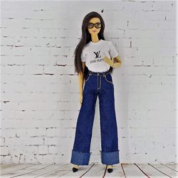 Wide lapel jeans and a white T-shirt with a print for Barbie regular or other dolls of similar size