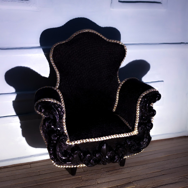 Black_Doll_Chair1.jpg