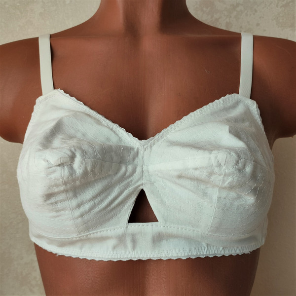 Bullet bra pattern, Pin up girl bra pattern, 1950s pattern