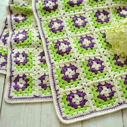 Crochet granny square baby blanket pattern 3 colors Granny square afghan blanket