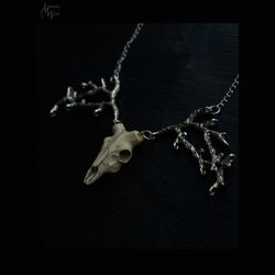 Goat Skull necklace, deer skull necklace, shaman skull necklace, dark boho jewelry, realistic skull,miniature goat skull