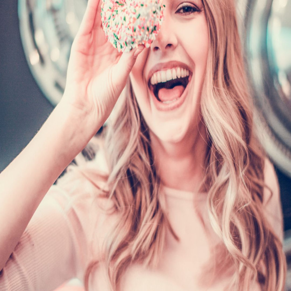 1080x1080 size court-cook-le7D9QFiPr8-unsplash-scaled-1-1594x1062.jpg