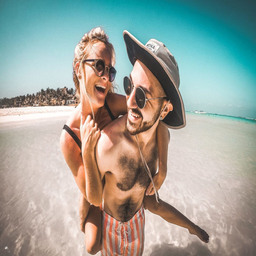 1080x1080 size joey-nicotra-VDZAcY54cig-unsplash-scaled-1-1594x1062.jpg