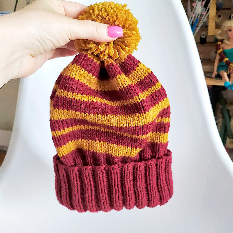 Griffindor pompom hat handknit women hat Christmas gift for her Warm hats Winter hat Griffindor hat Women hats