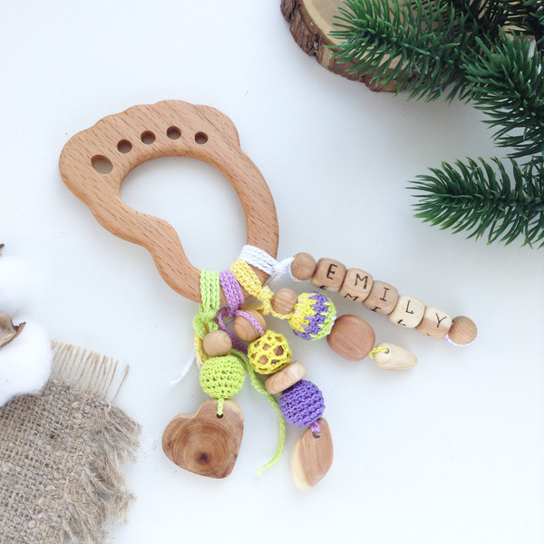 Wooden teeth ring, Crochet Baby teether, Personalised Rattle, expecting mom gift, pregnant sister gift, Beißring9.JPG