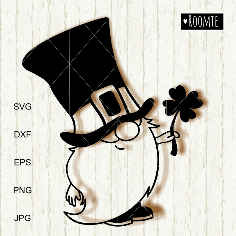 St Patricks Day Gnome with clover.jpg