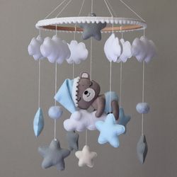 Baby bear boy mobile, baby crib mobile, nursery decor, pregnancy gift, baby shower gift, woodland baby mobile