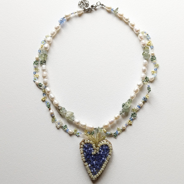 Heart-necklace-bead-02.jpeg