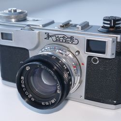 KIEV 4AM Russian USSR Contax Copy 35mm Camera Helios 103 Lens Vintage Decor
