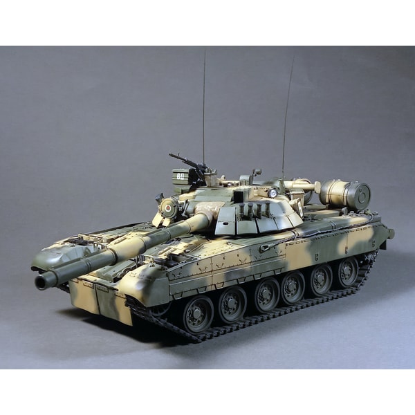 LP626 SKIF 226 Maquette 1/35 1:35 Char Tank T-80 UDK LP626 SKIF 226 Maquette 1/35 1:35 Char Tank T-80 UDK