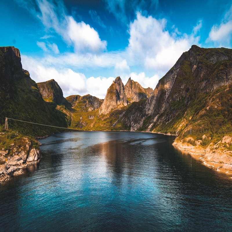 1080x1080 size pexels-geoffrey-werner-627924-1594x1062.jpg