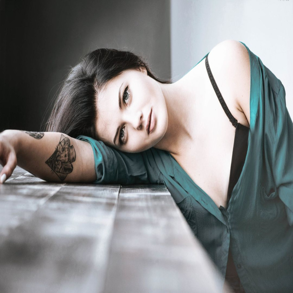 1080x1080 size anna-kolosyuk-mPods8hYUtg-unsplash-scaled-1-2048x1366.jpg