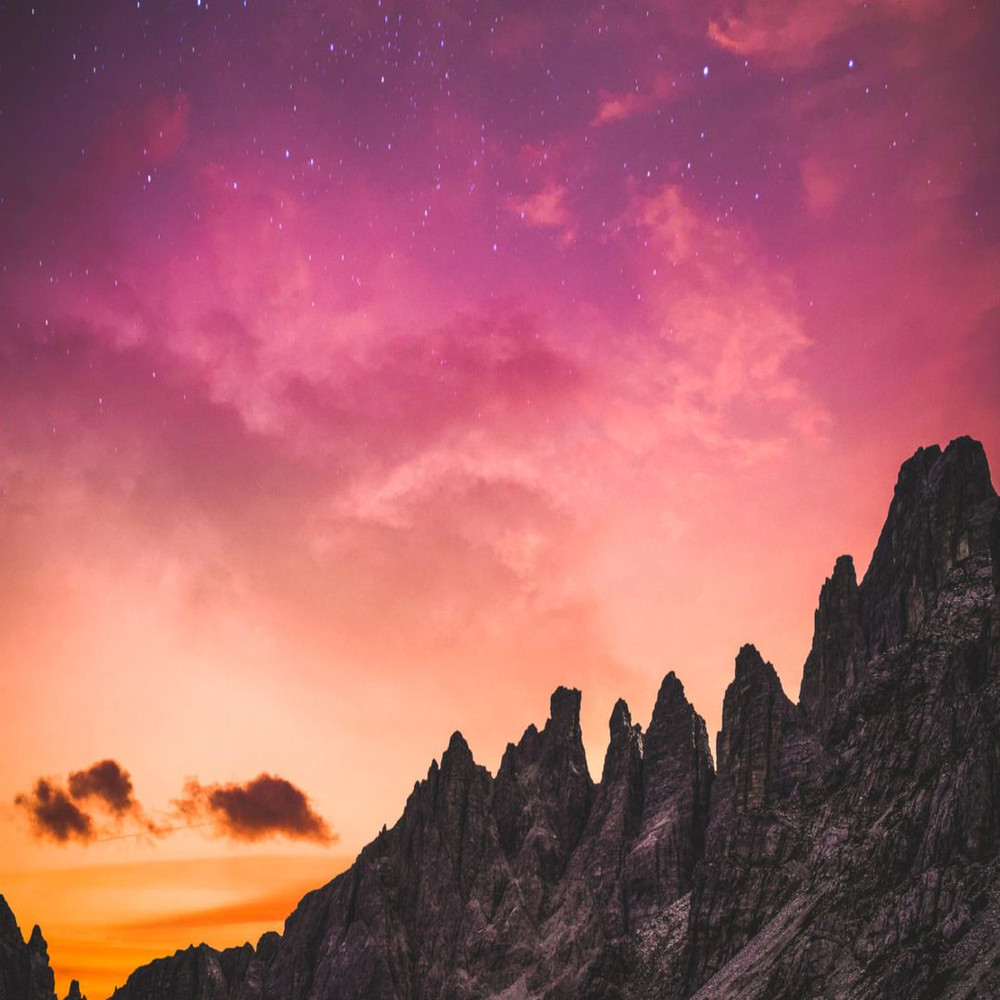 1080x1080 size massimiliano-morosinotto-uJIhAvqFJxg-unsplash-scaled-1-1594x1062.jpg