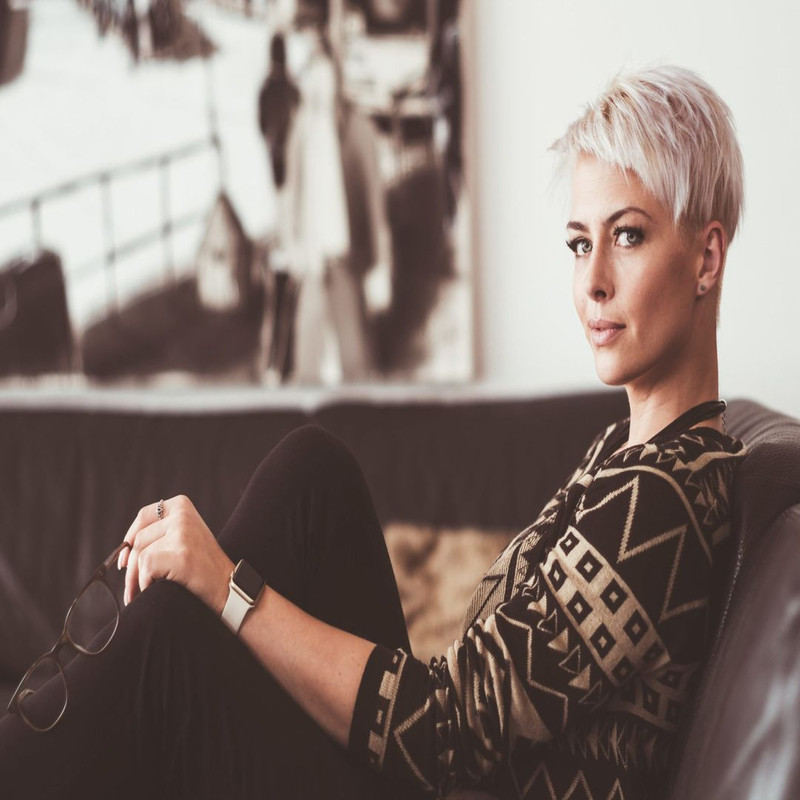 1080x1080 size jens-lindner-4i7-mcM7xSY-unsplash-scaled-1-2048x1366.jpg