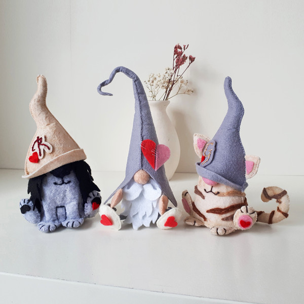 Gnome ornaments  felt or plush pattern tiered tray décor.jpg