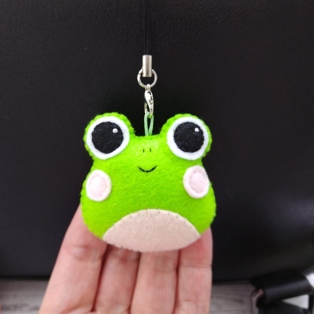 Frog-bag-charm