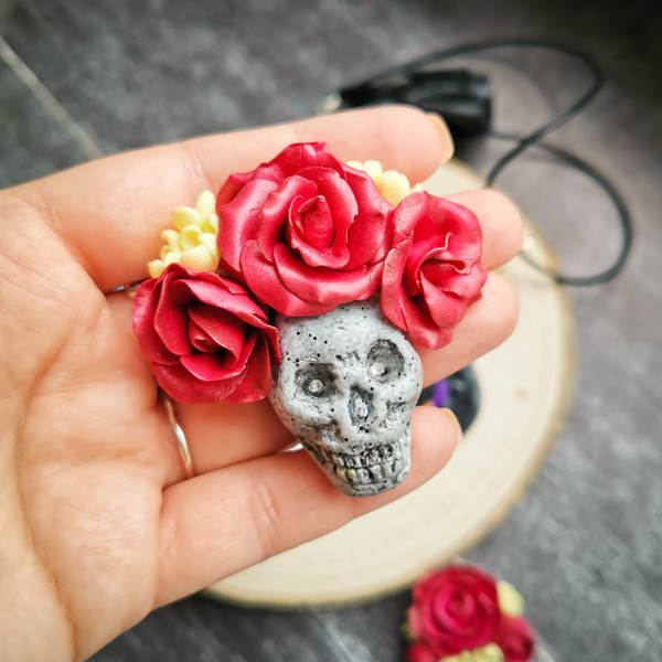 skull jewelry.jpg
