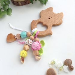 Baby rattle toy wooden raccoon - sensory toy for girl baby shower gift - first baby toy gift - Greifling mit Namen