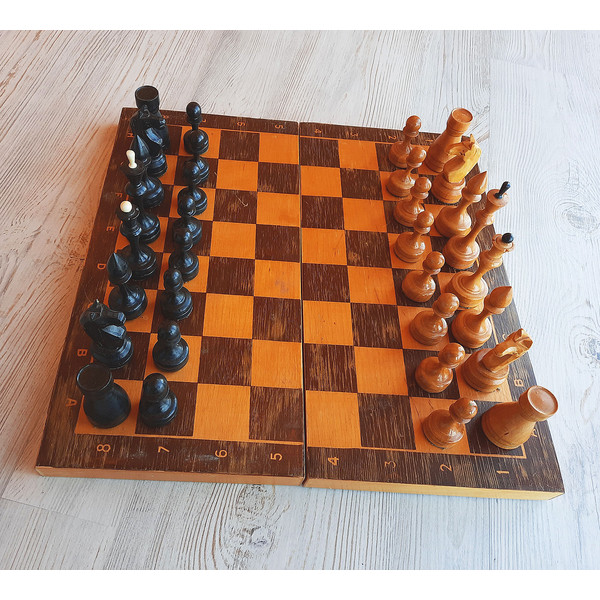 chess set vintage made in ussr 1960s-1970s