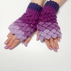Lilac scaly mitts, Women's winter fluffy mittens, Knitted mittens with  ornament