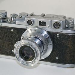 Zorki 1 Soviet Rangefinder Camera 35mm industar 22 50mm Leica Copy Vintage Decor