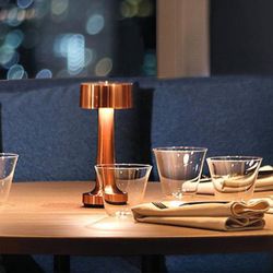 corldless led table lamp, portable, rechargeable led table lamp, with lithium battery.