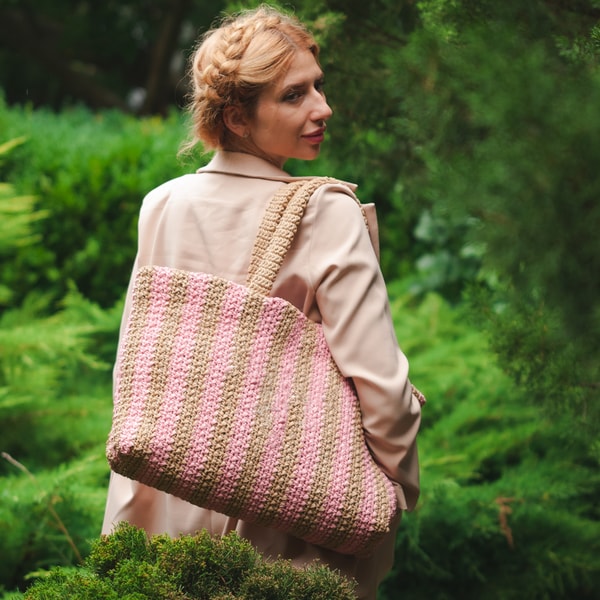 Large Raffa Bag Pattern Raffia bag video tutorial, crochet bag pattern, large beach | Inspire ...