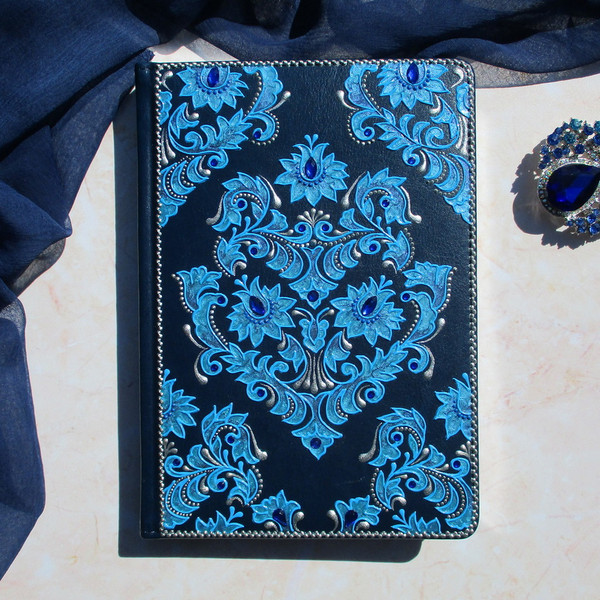 hand-painted-daily-planner.JPG