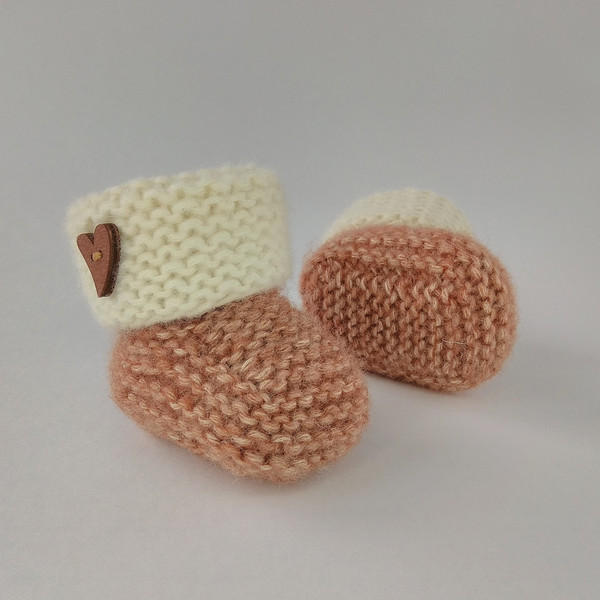 Knitted baby booties3.jpg