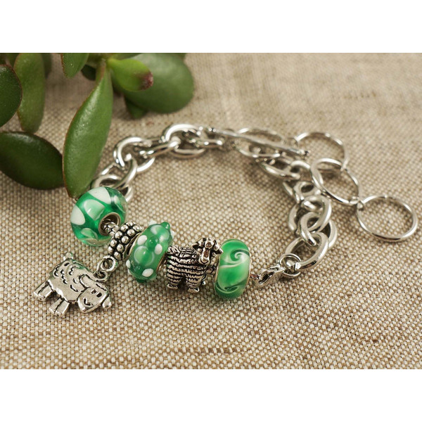 silver-sheep-green-glass-beaded-charm-bracelet-Aries-jewelry-gift-for-her