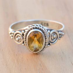 Yellow Citrine Crystal Silver Women Ring, Organic Gemstone & 925 Sterling Silver Handmade Unique Jewelry, Gift For Her