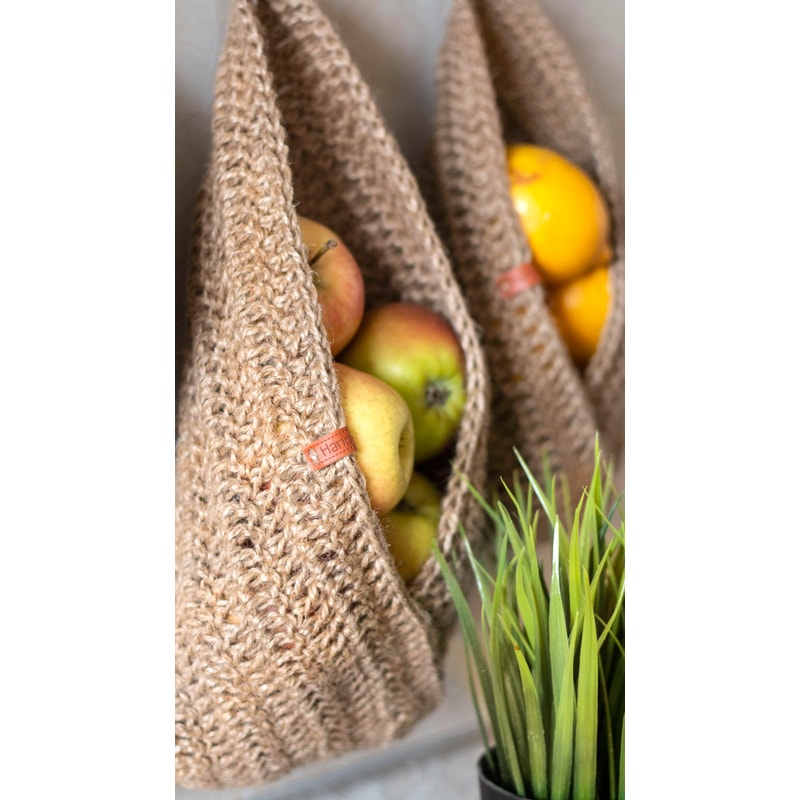 hanging jute basket 12.jpg