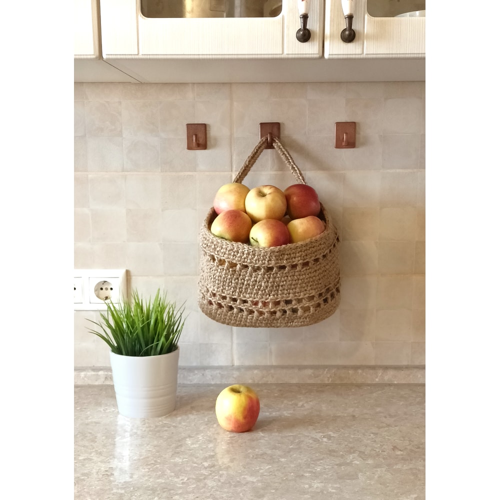 crochet hanging basket 03.jpg