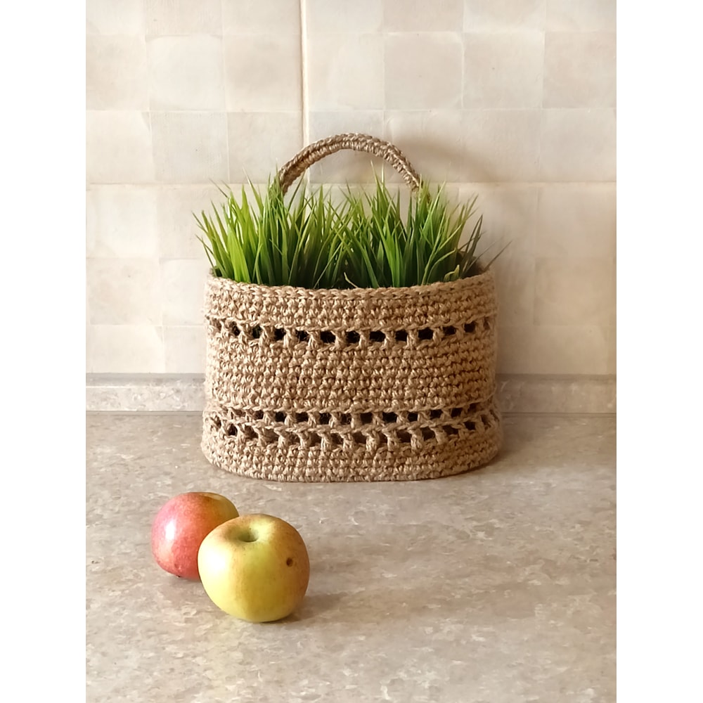 crochet hanging basket 05.jpg