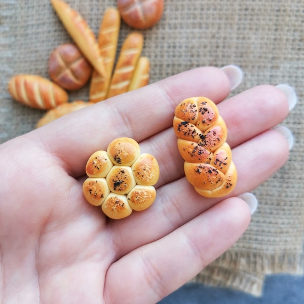 Miniature bread 1/6: dollhouse bakery food, barbie dollhouse - Inspire ...