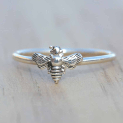 Honey Bee Ring Sterling Silver, Minimalist Women Ring Band, Silver Bee Thumb Ring, Nature Ring Women, Bee Ring Silver