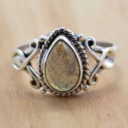 Labradorite Crystal Silver Women Ring, Natural Gemstone & 925 Sterling Silver Handmade Artisan Jewelry, Gift For Her