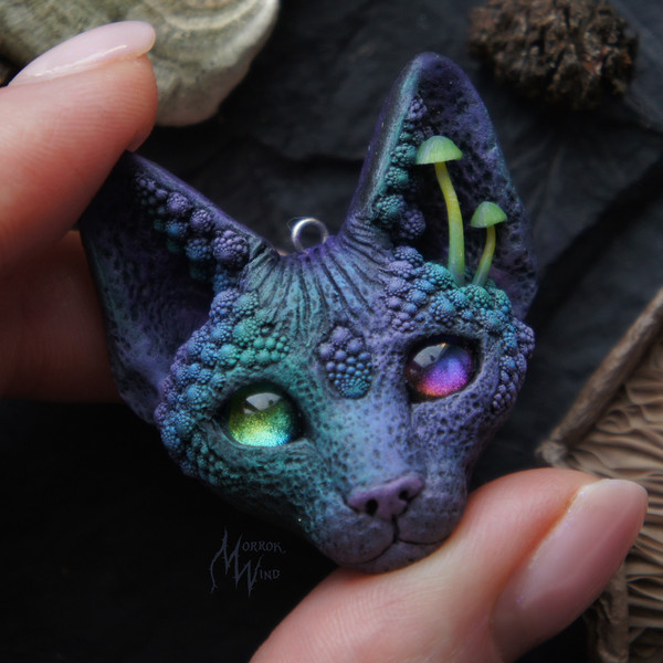 Psychedelic-cat-trippy-jewelry-shaman-cat