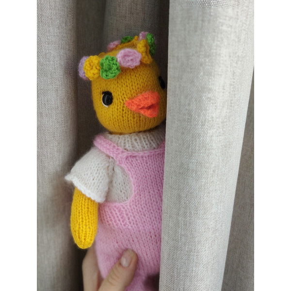 Chick knitting pattern by Ola Oslopova Pattern toy.jpg