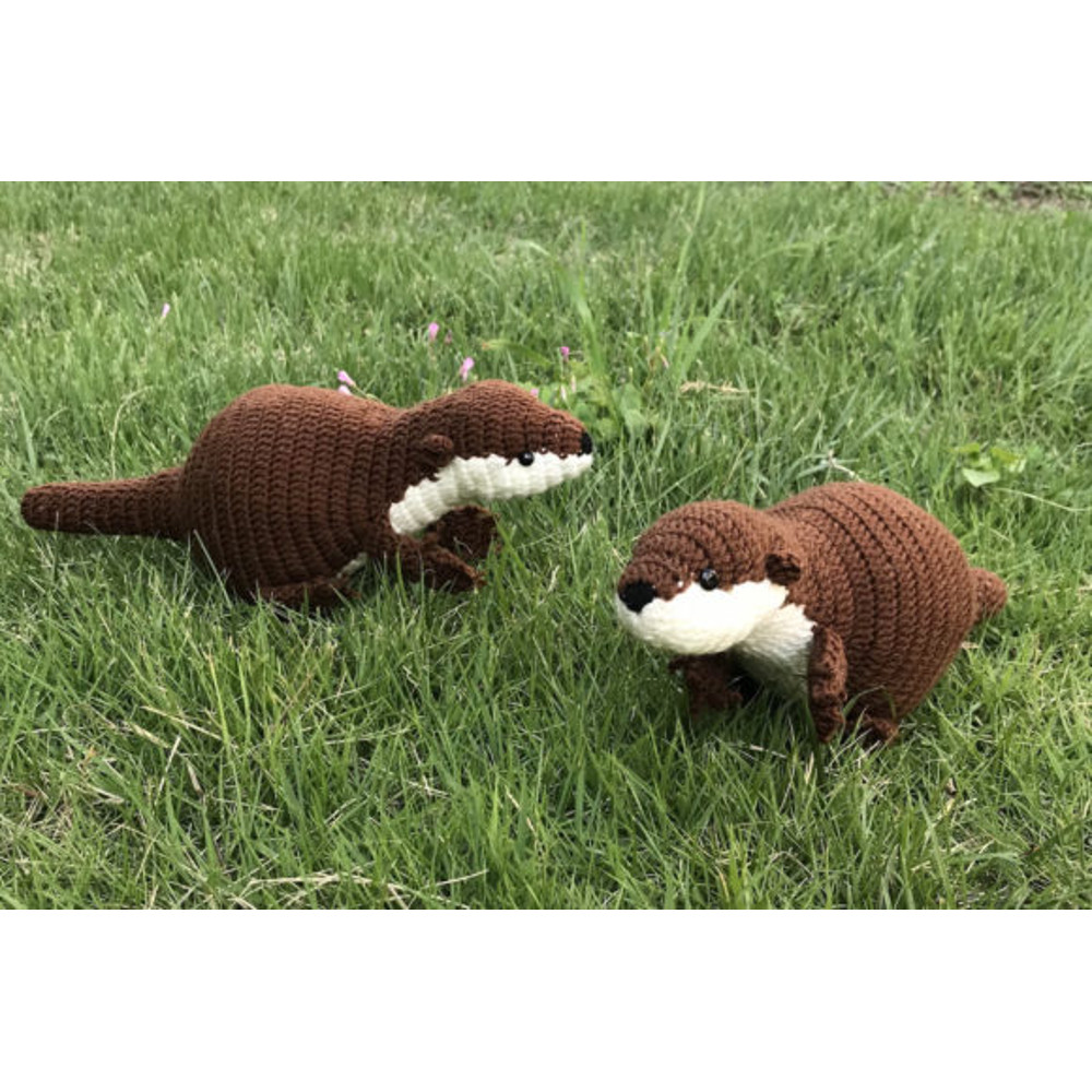 Otter-Amigurumi-Pattern-Graphics-24539305-3-580x387 (1).jpg