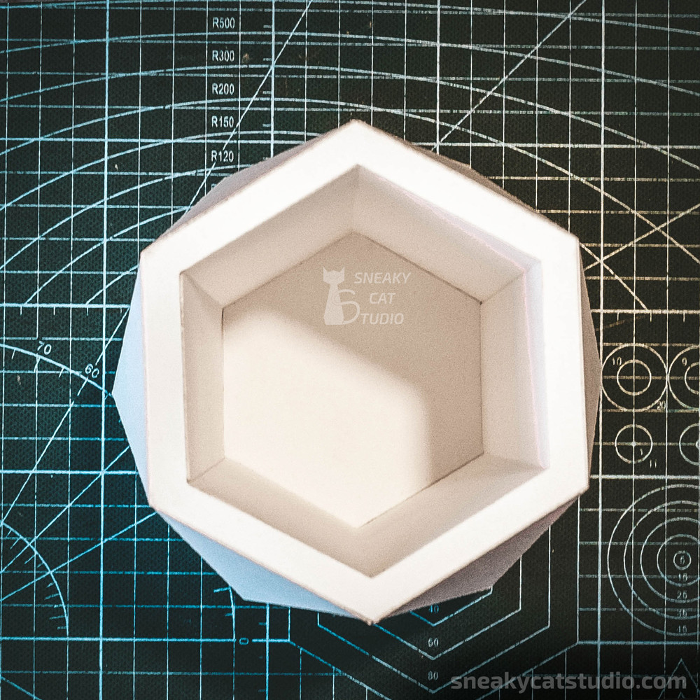 Vase-Planter-flowerpot-DIY-papercraft-paper-craft-low-poly-Pepakura-PDF-3D-Pattern-Template-Download- origami-sculpture-model-decor-flower-6.jpg