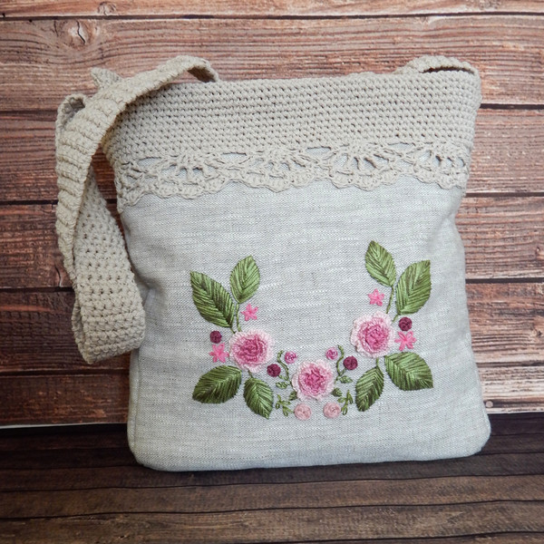 bag_with_embroidered.jpg