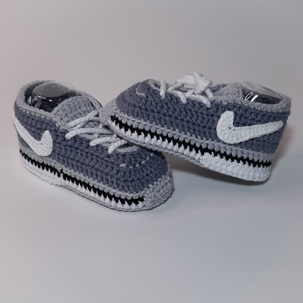 grey-baby-boy-booties