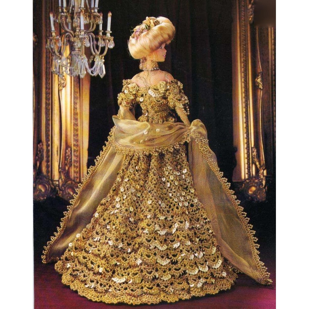 Celebration Costume early 20th century1.jpg