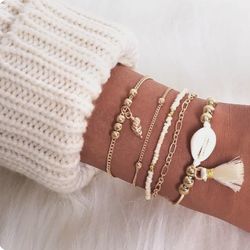 Set of bracelets  - Bangle bracelets - Shell Bracelet - white bracelet with pendants - gift for daughter