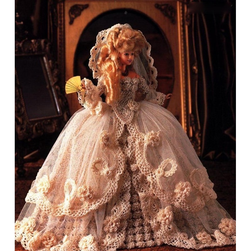 late 18th century Bride Dress-doll Barbie.jpg