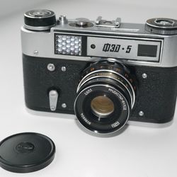 Fed 5 35mm Rangefinder Film Camera with Lens Industar-61 2.8/50 Vintage Decor