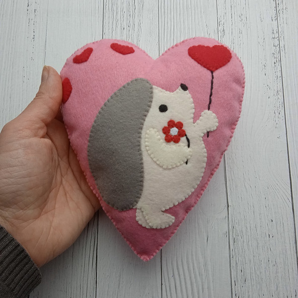 heart toy - 4.jpg