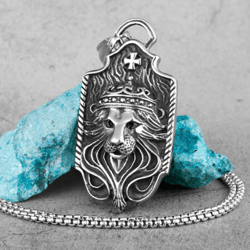 lion king necklace. lion head pendant. lion with crown pendant. african lion charm necklace. men. gift.